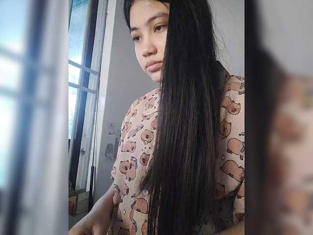 truc11's BongaCams show and profile