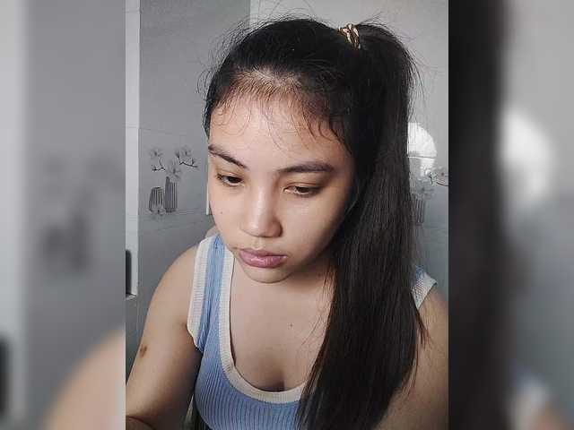 truc11's BongaCams show and profile