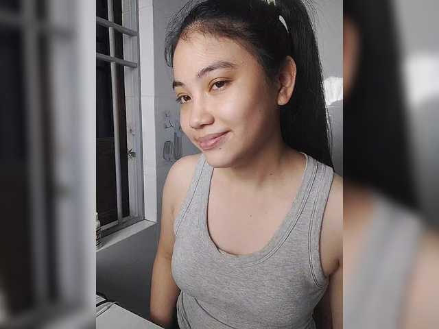 truc11's BongaCams show and profile