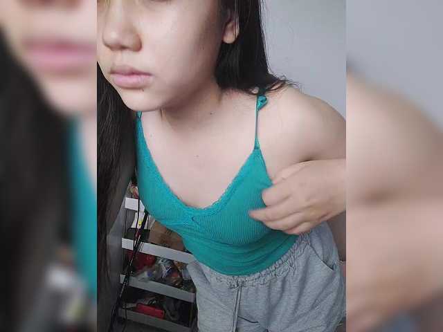 truc11's BongaCams show and profile