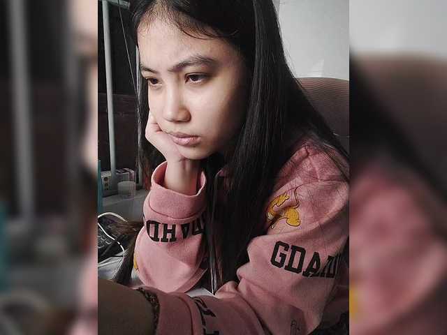 truc11's BongaCams show and profile