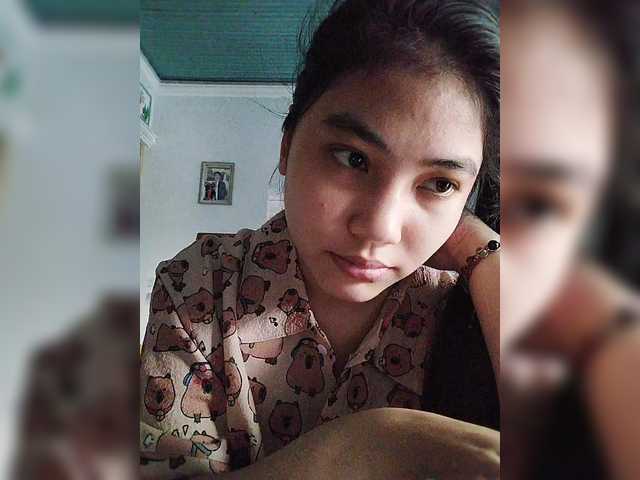 truc11's BongaCams show and profile