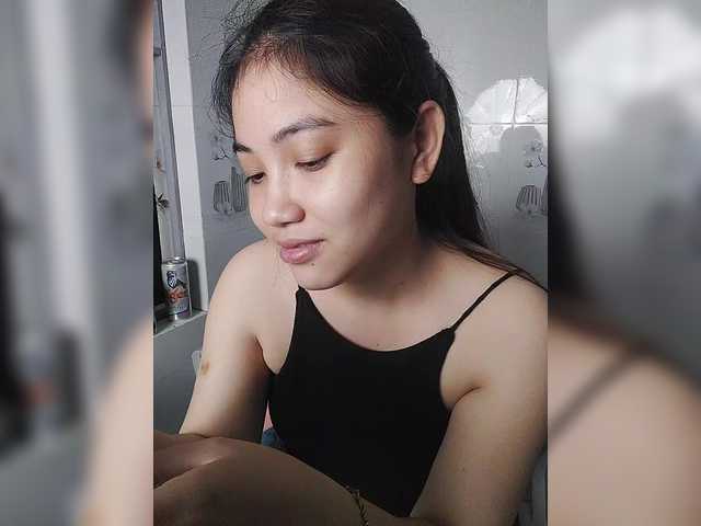 truc11's BongaCams show and profile