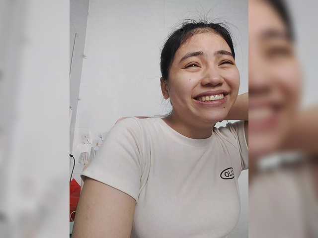 truc11's BongaCams show and profile