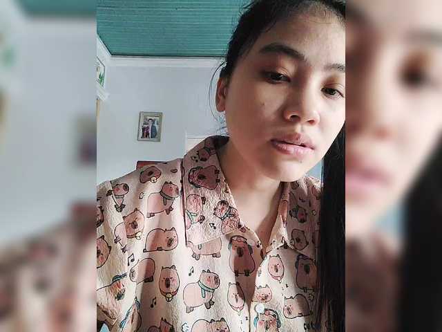 truc11's BongaCams show and profile