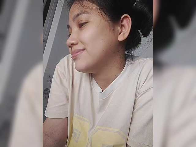 truc11's BongaCams show and profile