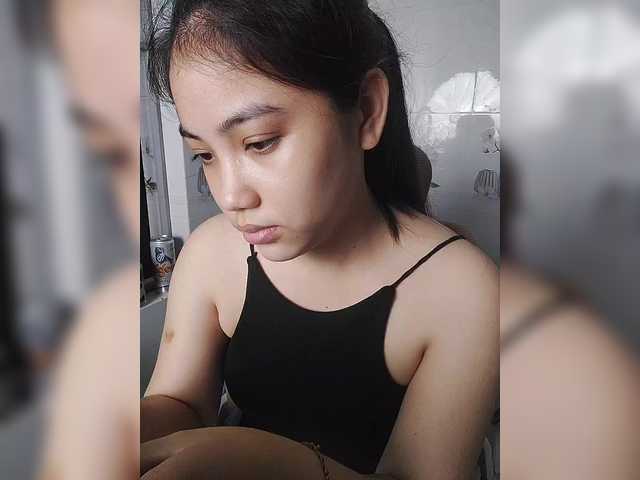 truc11's BongaCams show and profile