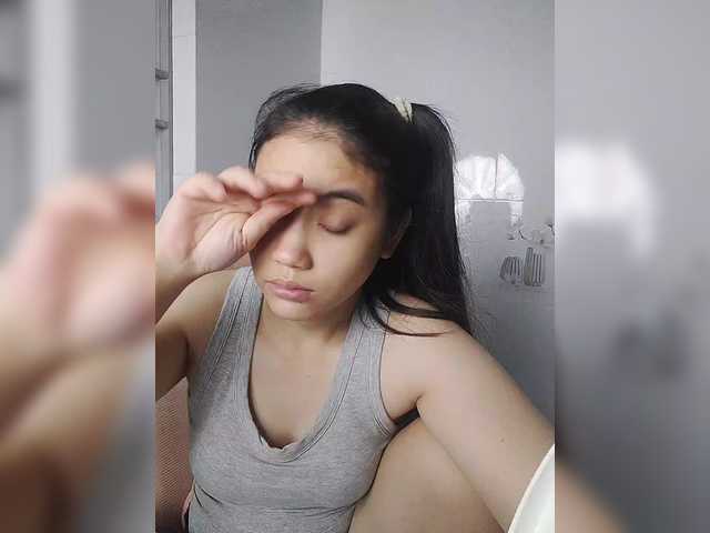 truc11's BongaCams show and profile