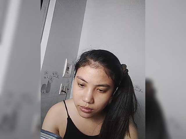 truc11's BongaCams show and profile