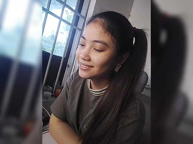 truc11's BongaCams show and profile