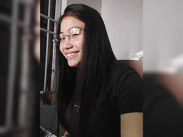 truc11's BongaCams show and profile