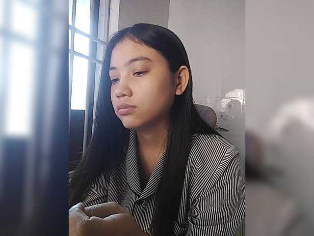 truc11's BongaCams show and profile