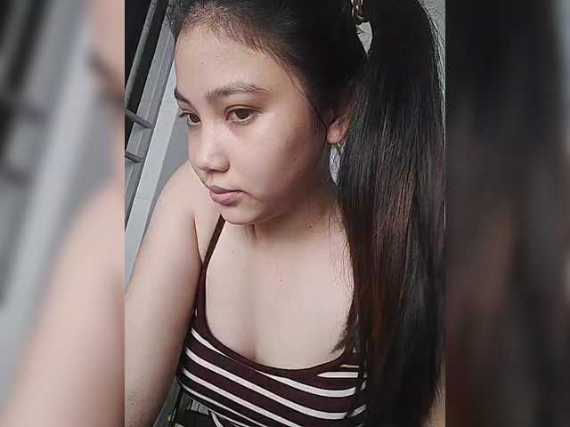 truc11's BongaCams show and profile