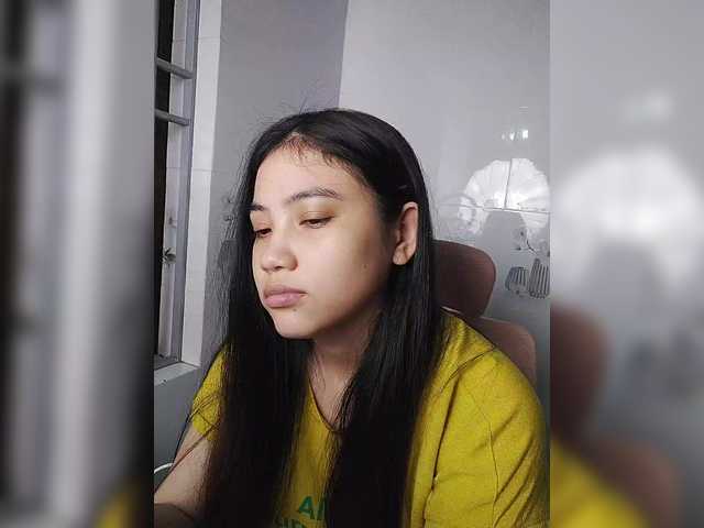 truc11's BongaCams show and profile