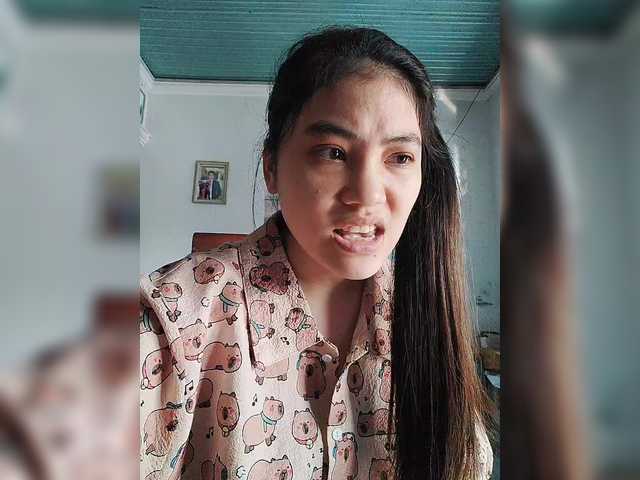 truc11's BongaCams show and profile