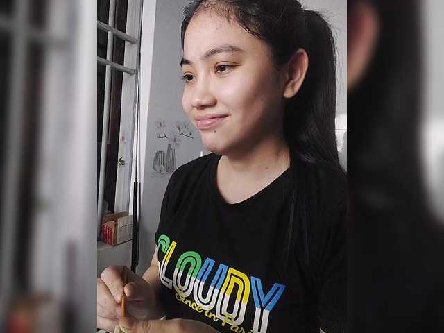 truc11's BongaCams show and profile