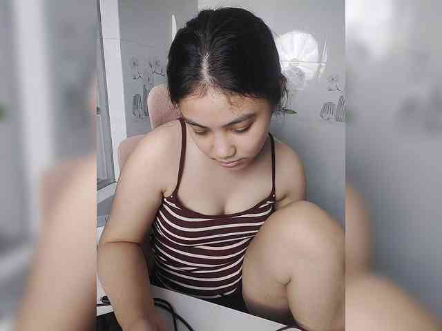 truc11 Live Webcam on BongaCams