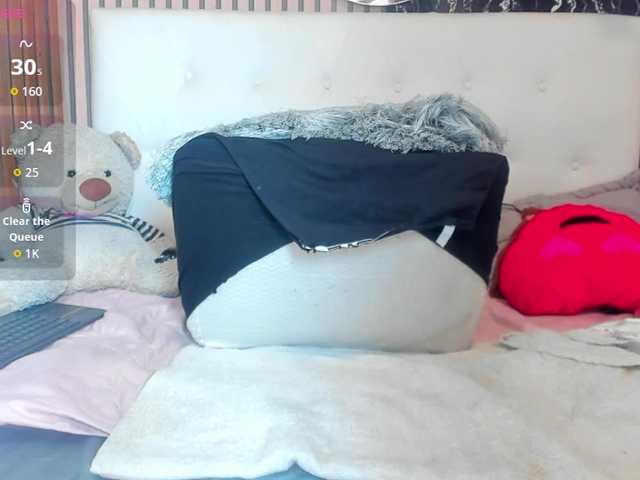 DanniWonder's BongaCams show and profile