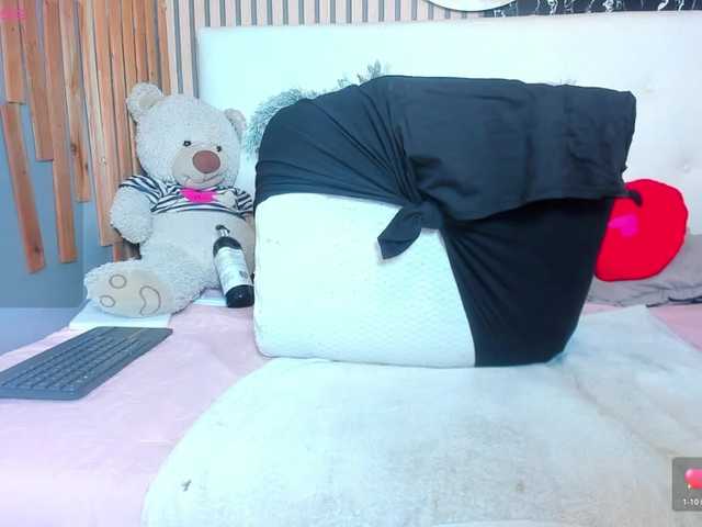 DanniWonder's BongaCams show and profile