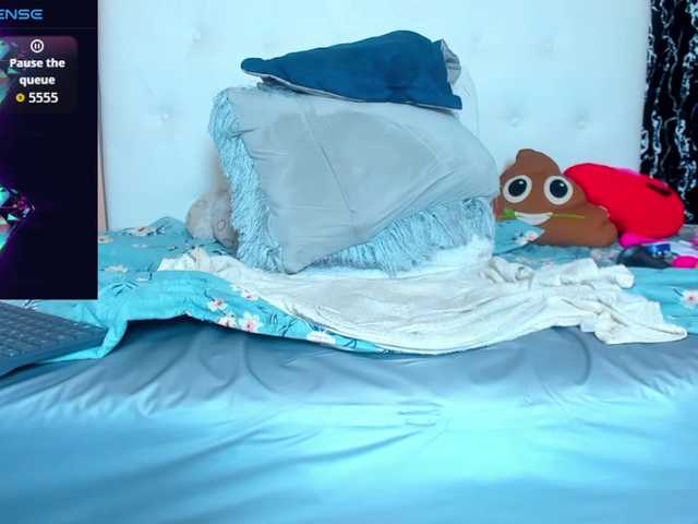 DanniWonder's BongaCams show and profile