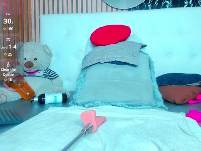 DanniWonder's BongaCams show and profile