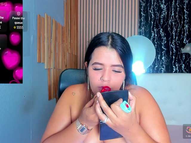 DanniWonder's BongaCams show and profile