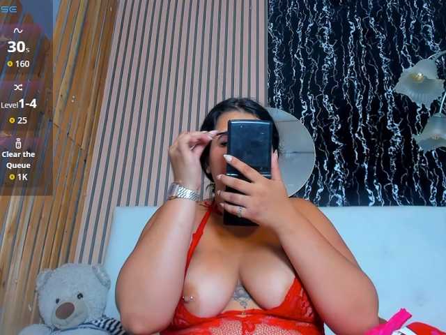 DanniWonder's BongaCams show and profile