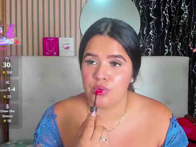DanniWonder webcam