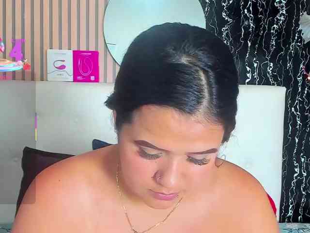 DanniWonder webcam