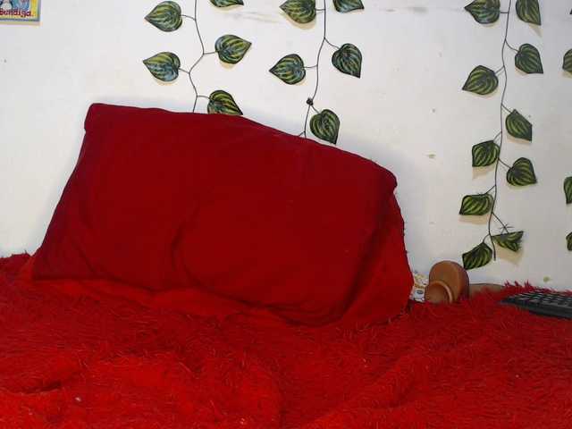 Violeta-ass-hot1's BongaCams show and profile