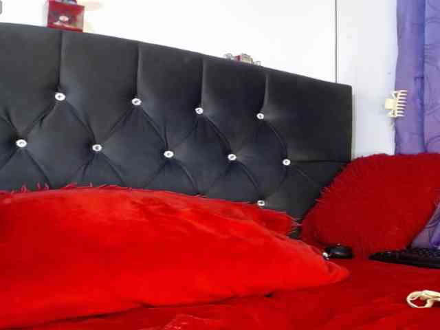 Violeta-ass-hot1 webcam