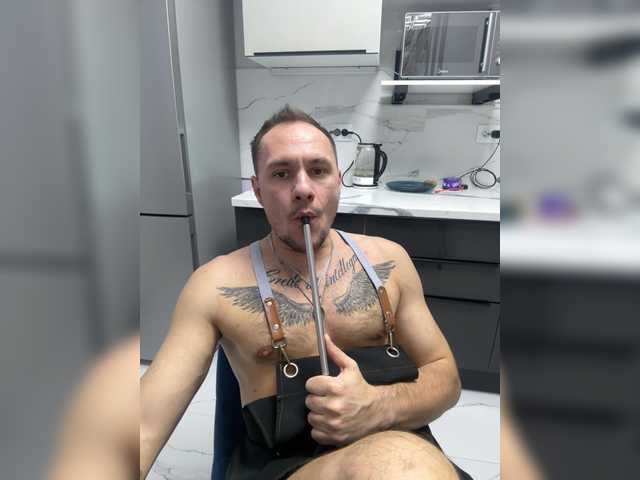 go to chat with Nikolai-33