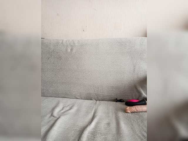 AnyaSweet18's BongaCams show and profile