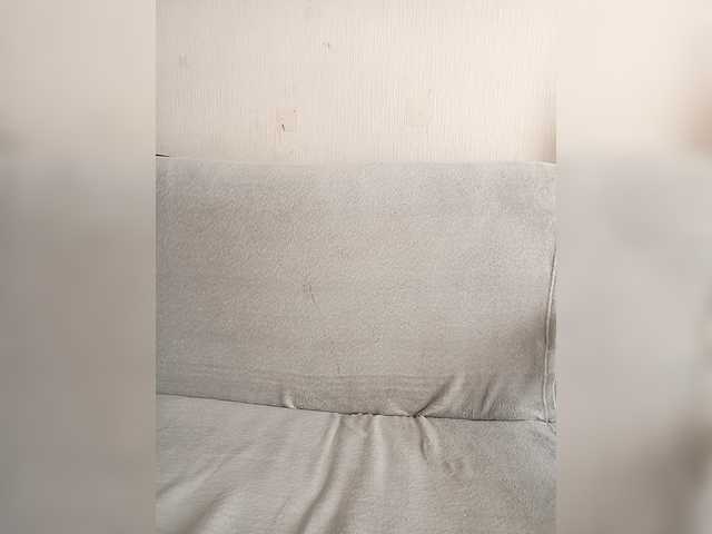 AnyaSweet18's BongaCams show and profile