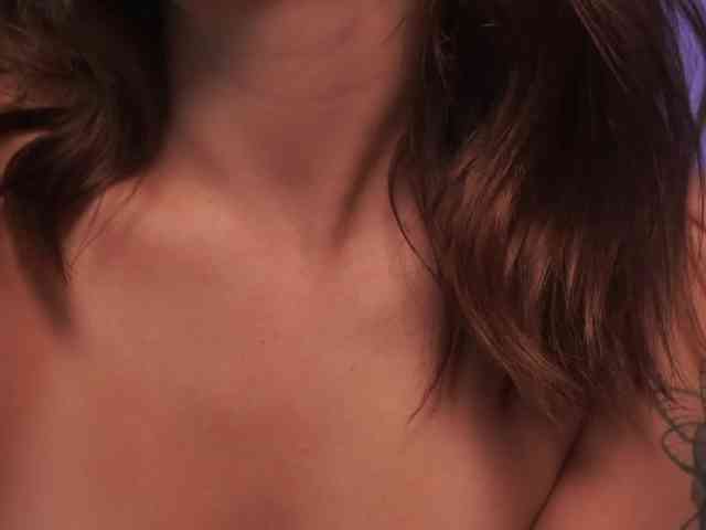 VivienneLove webcam
