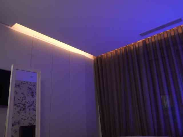 VivienneLove webcam