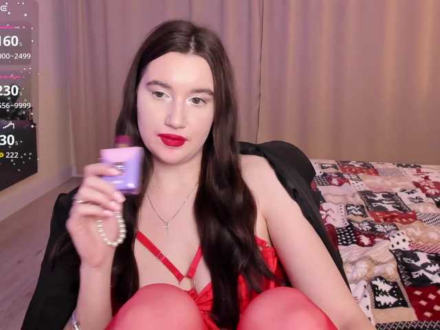 Lillian-s's BongaCams show and profile