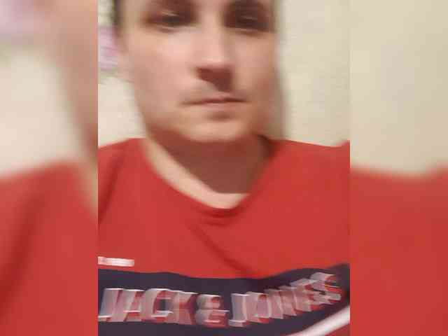 Maksymbilon777 Live Webcam on BongaCams