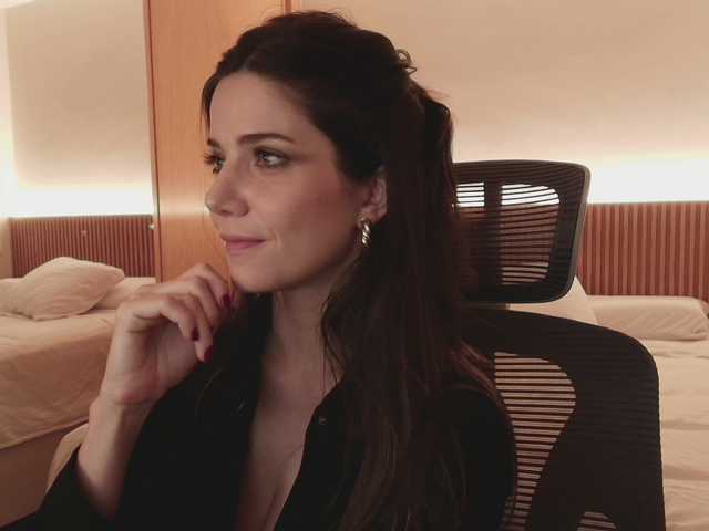 -vivilavie-'s BongaCams show and profile