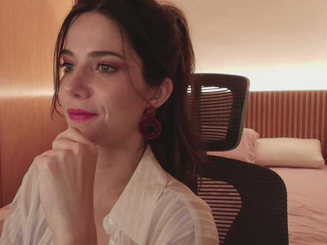 -vivilavie-'s BongaCams show and profile