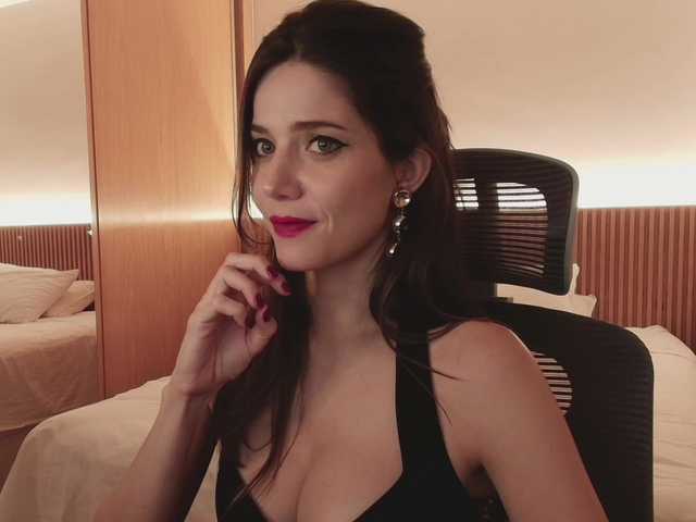 -vivilavie-'s BongaCams show and profile