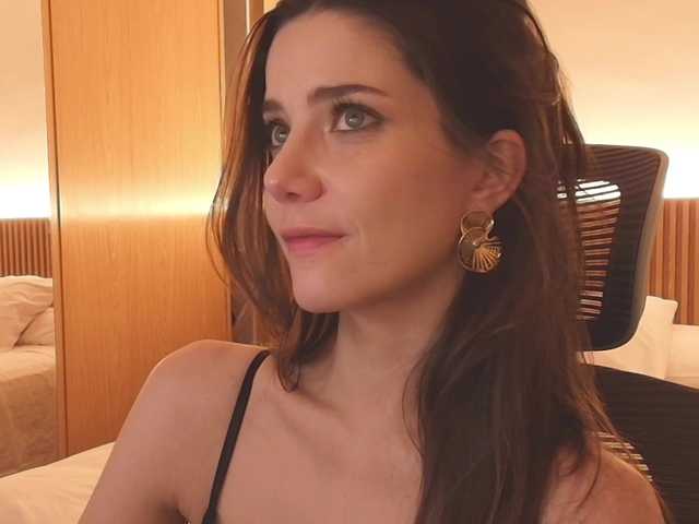 -vivilavie-'s BongaCams show and profile