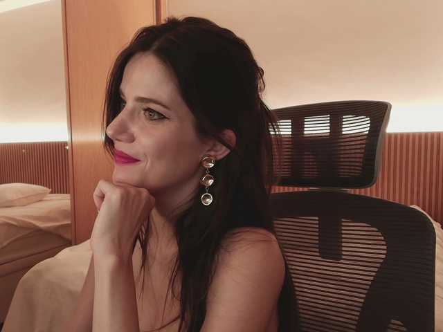 -vivilavie-'s BongaCams show and profile