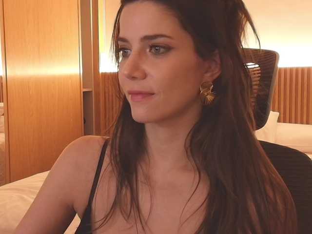 -vivilavie-'s BongaCams show and profile