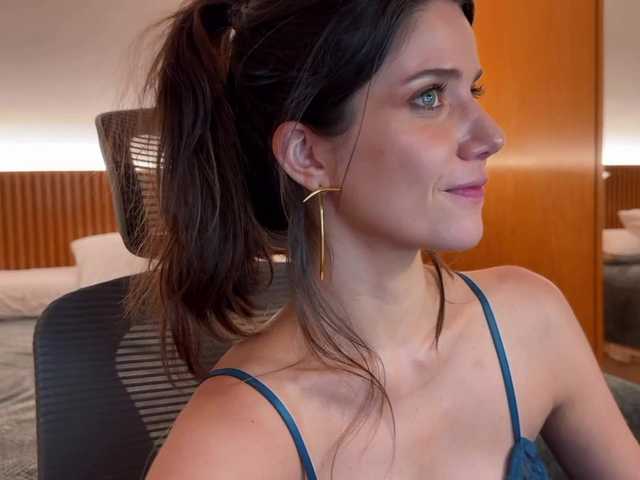 -vivilavie-'s BongaCams show and profile