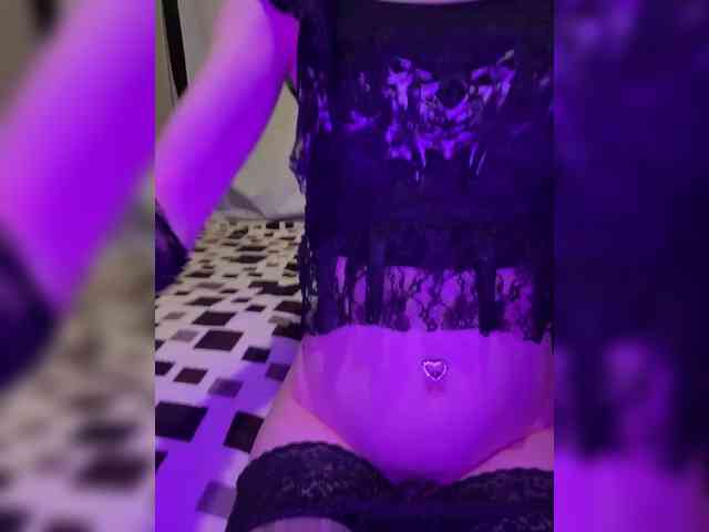 TTwoloverss webcam