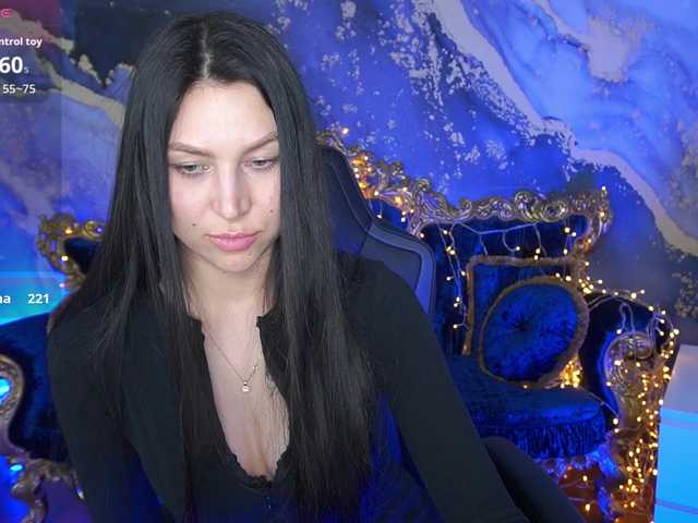 EliseVelour's BongaCams show and profile