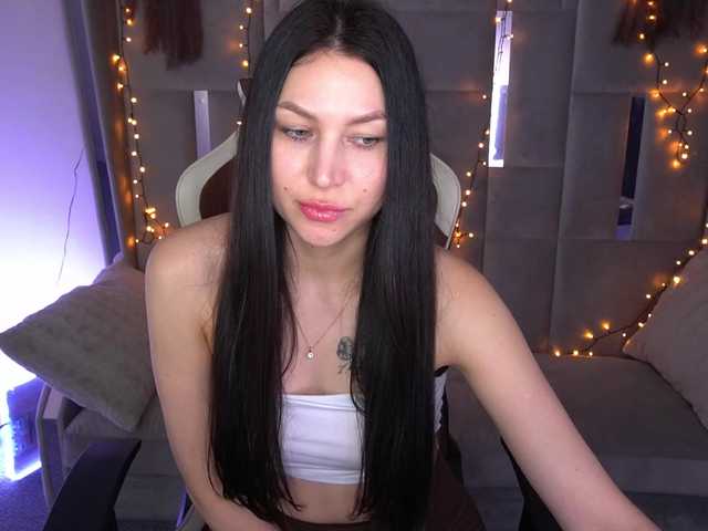 EliseVelour's BongaCams show and profile
