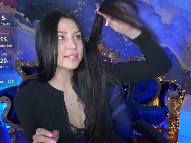 EliseVelour's BongaCams show and profile