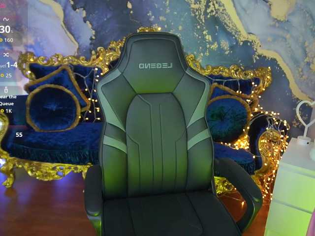 EliseVelour's BongaCams show and profile